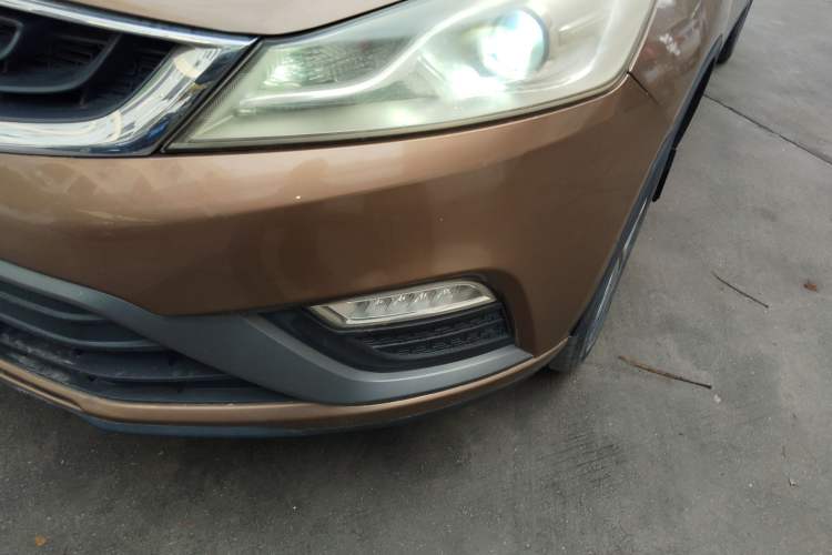 Used Geely Auto Emgrand GS 2016 Elegant Edition 1.8L Manual LingShang Model Left Front Headlight