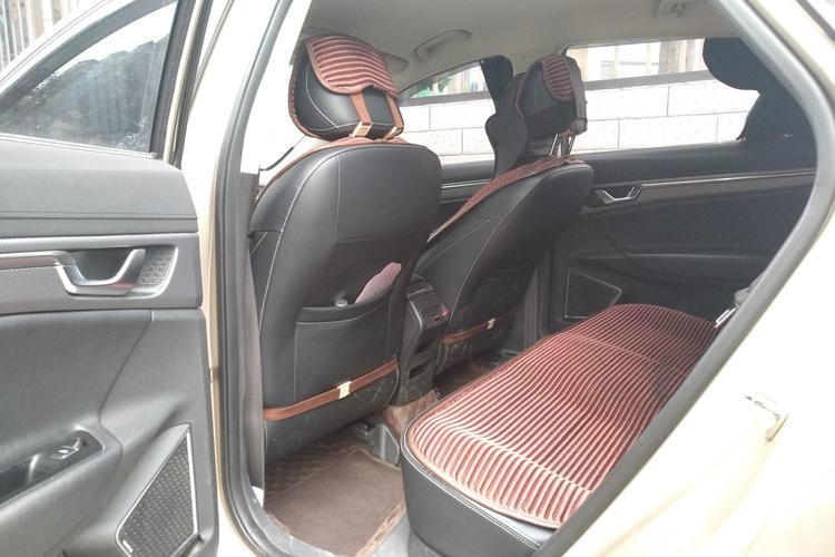 Used Geely Auto Emgrand GS 2016 Elegant Edition 1.8L Manual LingShang Model Left Rear Seat