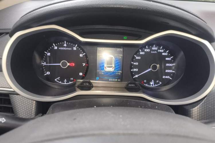 Used Geely Auto Emgrand GS 2016 Elegant Edition 1.3T Automatic LingShang Model Odometer Close Up