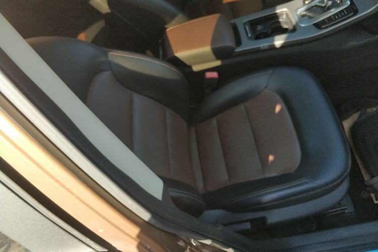 Used Geely Auto Emgrand GS 2016 Elegant Edition 1.3T Automatic ZhenShang Model Right Front Seat