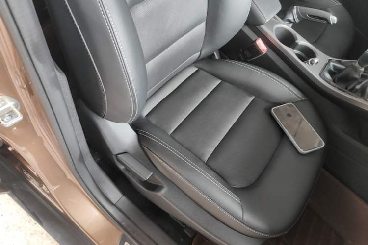 Used Geely Auto Emgrand GS 2016 Sport Edition 1.3T Manual LingShang Model Right Front Seat