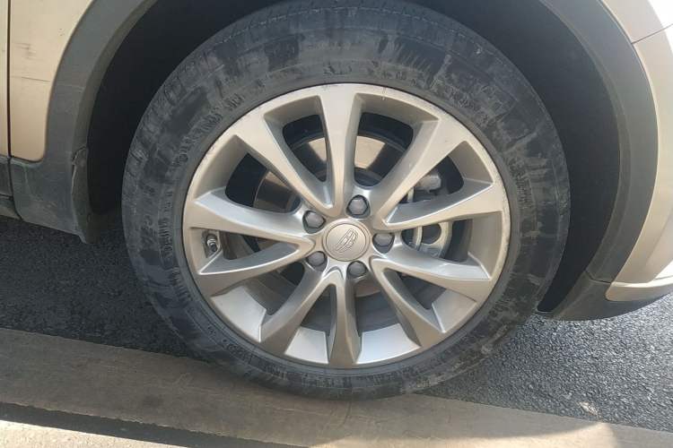 Used Geely Auto Emgrand GS 2016 Elegant Edition 1.8L Manual LingShang Model Right Front Wheel Hub