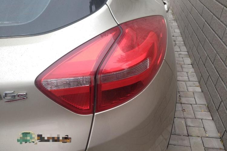 Used Geely Auto Emgrand GS 2016 Elegant Edition 1.8L Manual LingShang Model Right Rear Taillight
