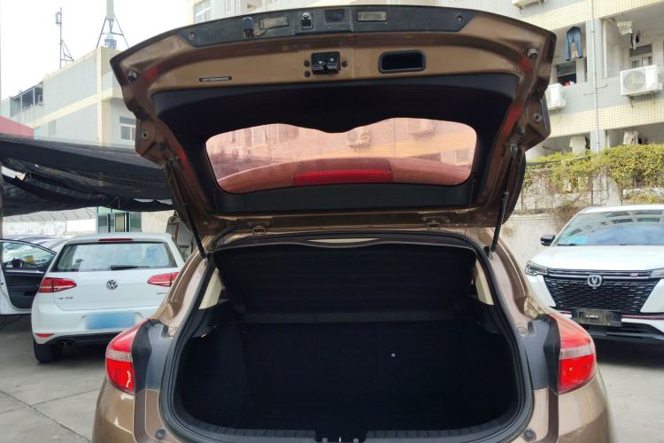 Used Geely Auto Emgrand GS 2016 Elegant Edition 1.8L Manual LingShang Model Trunk