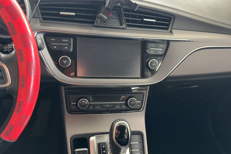 Used Geely Auto Emgrand GS 2016 Elegant Edition 1.3T Automatic LingShang Model Audio And AC Panel