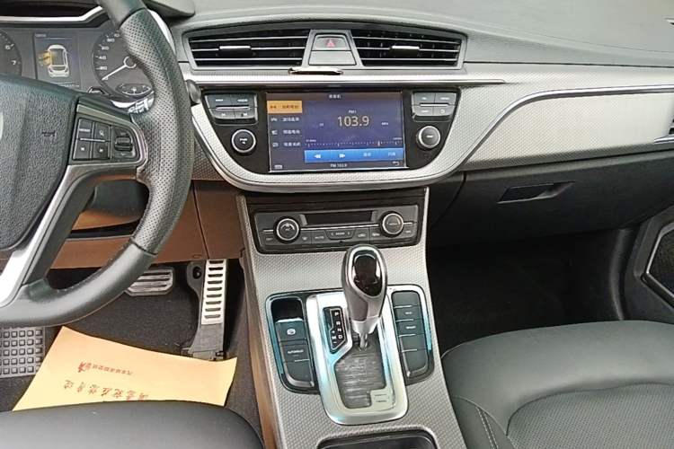 Used Geely Auto Emgrand GS 2016 Sport Edition 1.8L Automatic LingShang Model Audio And AC Panel