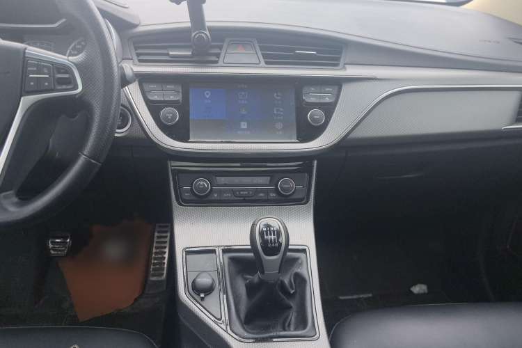 Used Geely Auto Emgrand GS 2016 Sports Edition 1.8L Manual LingShang Model Audio And AC Panel