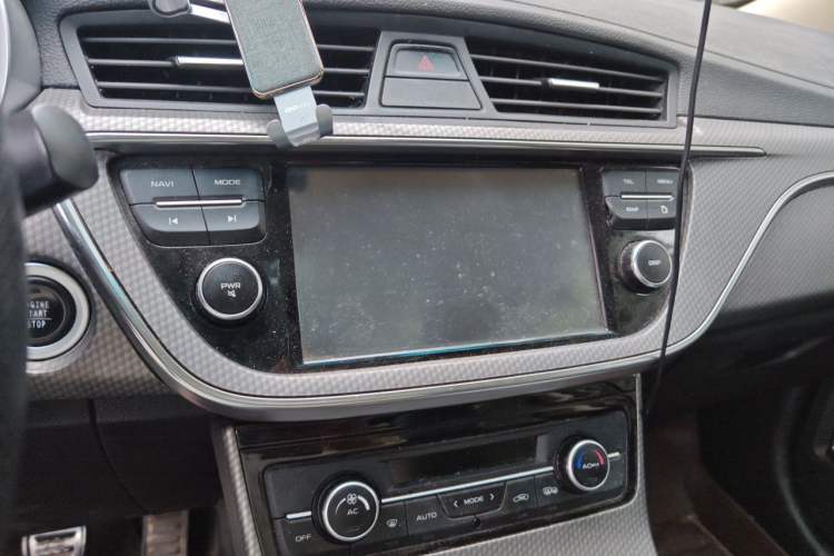 Used Geely Auto Emgrand GS 2016 Sport Edition 1.3T Manual LingShang Model Audio And AC Panel