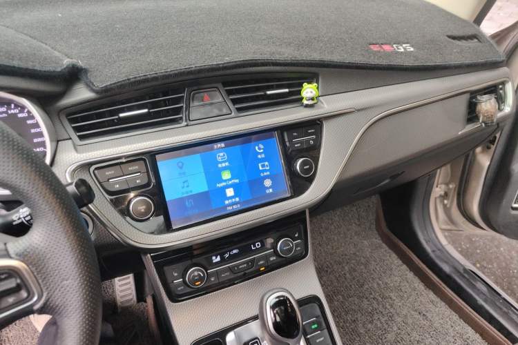Used Geely Auto Emgrand GS 2016 Sport Edition 1.3T Automatic ZhenShang Model Audio And AC Panel