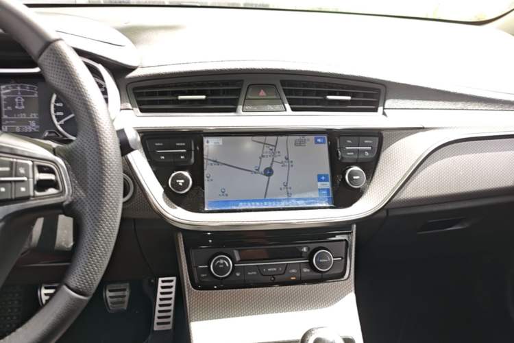 Used Geely Auto Emgrand GS 2016 Sports Edition 1.8L Manual LingShang Model Audio And AC Panel