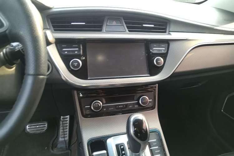 Used Geely Auto Emgrand GS 2016 Sport Edition 1.3T Automatic LingShang Model Audio And AC Panel