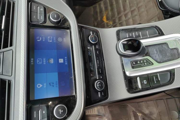 Used Geely Auto Emgrand GS 2016 Sport Edition 1.3T Automatic LingShang Model Audio And AC Panel