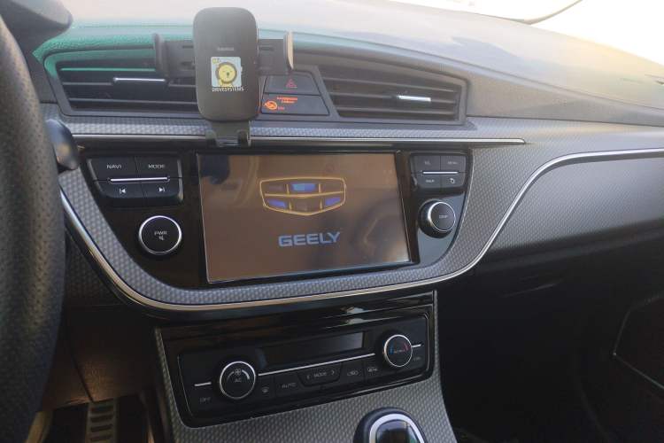 Used Geely Auto Emgrand GS 2016 Sport Edition 1.8L Automatic LingShang Model Audio And AC Panel