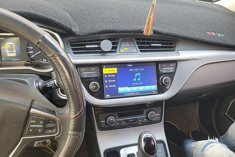 Used Geely Auto Emgrand GS 2016 Sport Edition 1.3T Automatic LingShang Model Audio And AC Panel
