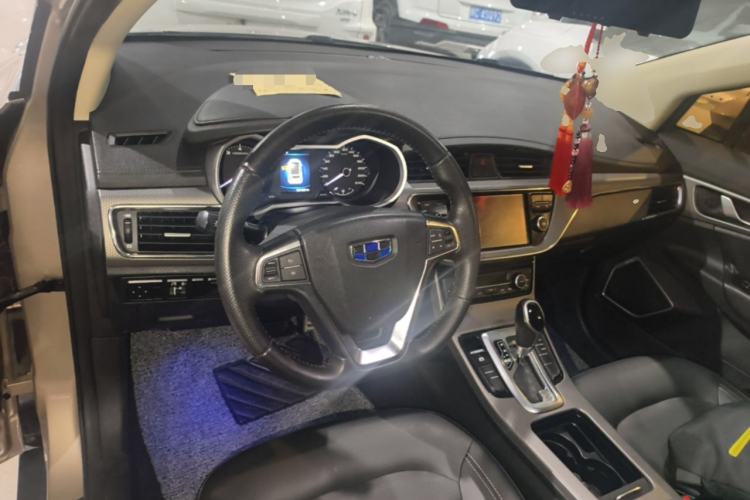 Used Geely Auto Emgrand GS 2016 Sport Edition 1.3T Automatic LingShang Model Center Console