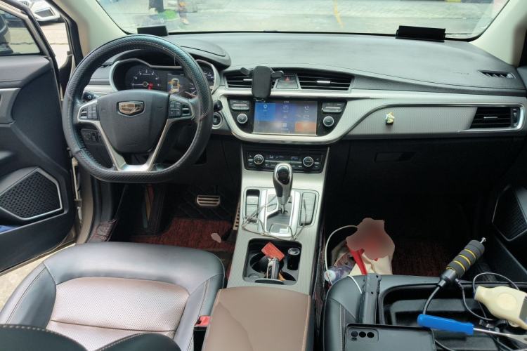 Used Geely Auto Emgrand GS 2016 Sport Edition 1.3T Automatic ZhenShang Model Center Console