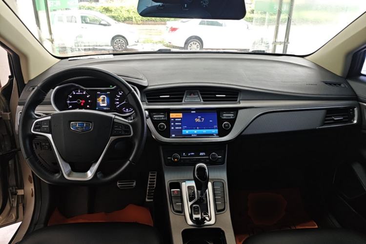 Used Geely Auto Emgrand GS 2016 Sport Edition 1.8L Automatic LingShang Model Center Console