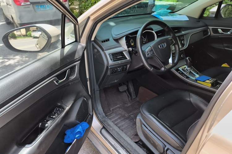 Used Geely Auto Emgrand GS 2016 Elegant Edition 1.8L Automatic LingShang Model Driver Seat