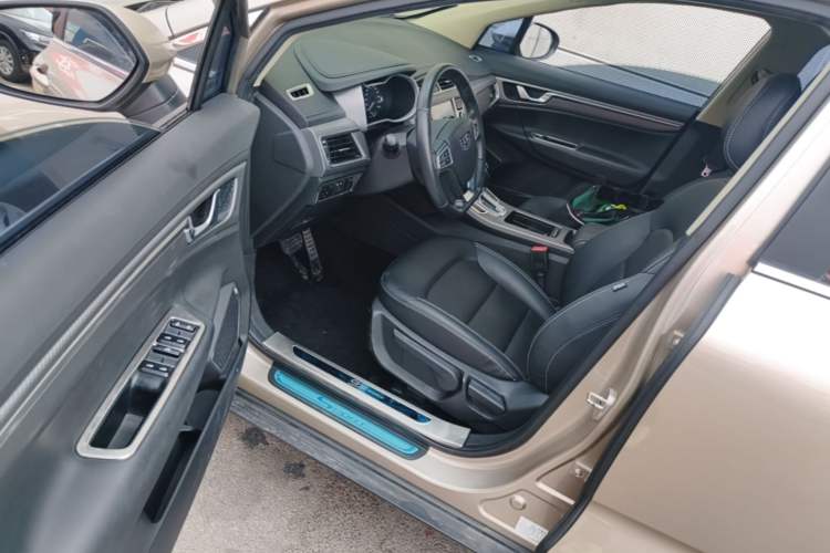 Used Geely Auto Emgrand GS 2016 Sport Edition 1.3T Automatic LingShang Model Driver Seat