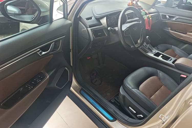 Used Geely Auto Emgrand GS 2016 Elegant Edition 1.3T Automatic ZhenShang Model Driver Seat