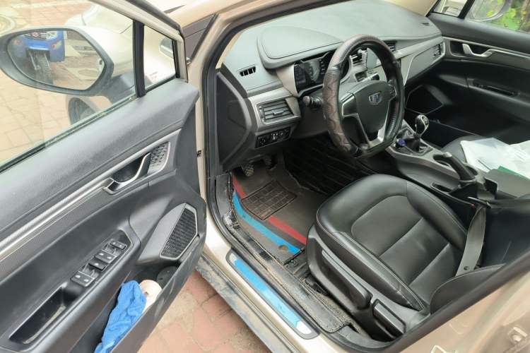 Used Geely Auto Emgrand GS 2016 Sports Edition 1.8L Manual LingShang Model Driver Seat