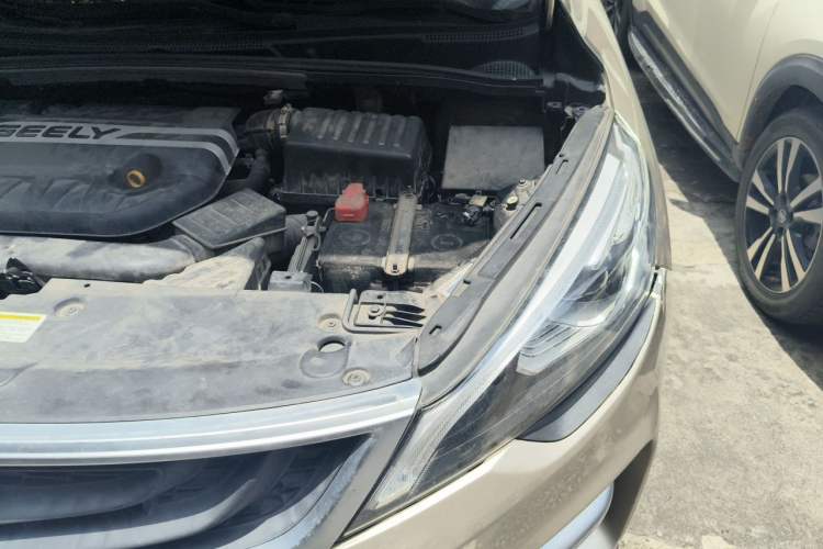 Used Geely Auto Emgrand GS 2016 Sport Edition 1.3T Automatic ZhenShang Model Engine Bay Left