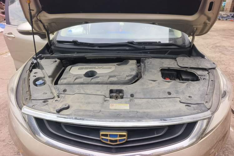 Used Geely Auto Emgrand GS 2016 Elegant Edition 1.8L Manual LingShang Model Engine Bay