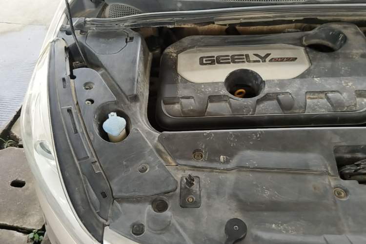 Used Geely Auto Emgrand GS 2016 Elegant Edition 1.8L Manual LingShang Model Engine Bay Right