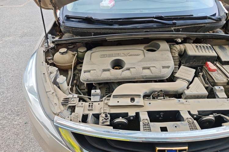 Used Geely Auto Emgrand GS 2016 Elegant Edition 1.8L Manual LingShang Model Engine Bay Right