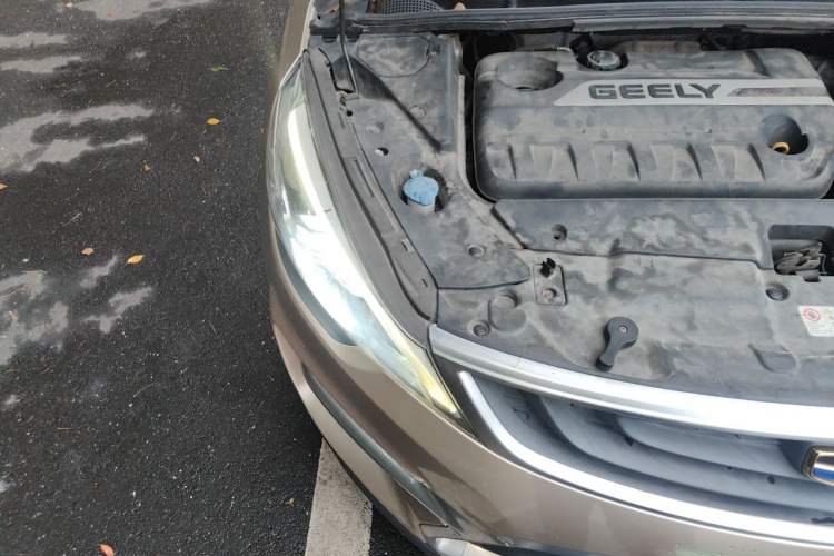 Used Geely Auto Emgrand GS 2016 Sport Edition 1.3T Automatic ZhenShang Model Engine Bay Right