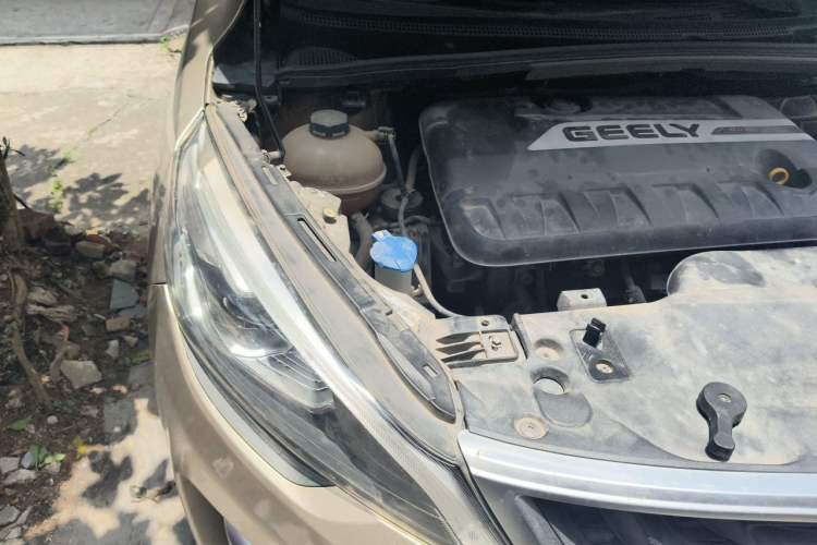 Used Geely Auto Emgrand GS 2016 Sport Edition 1.3T Automatic ZhenShang Model Engine Bay Right