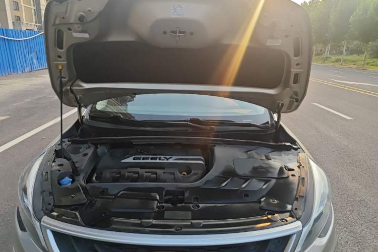 Used Geely Auto Emgrand GS 2016 Sport Edition 1.3T Automatic LingShang Model Engine Bay
