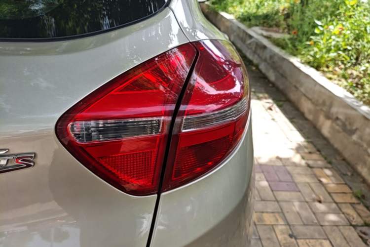 Used Geely Auto Emgrand GS 2016 Sports Edition 1.8L Manual LingShang Model Exterior 3