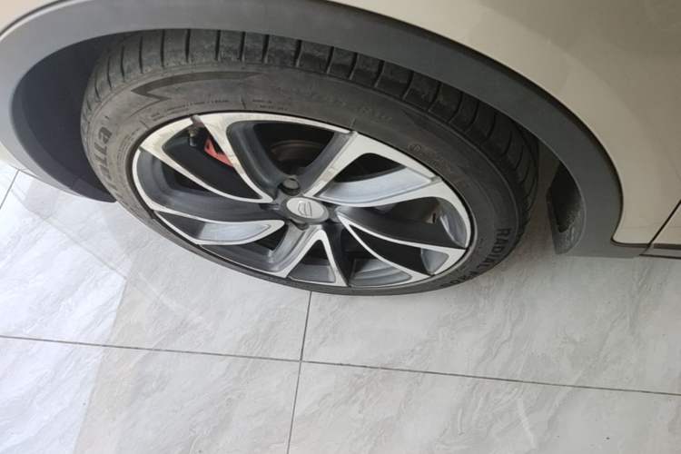 Used Geely Auto Emgrand GS 2016 Sport Edition 1.3T Automatic ZhenShang Model Exterior 4
