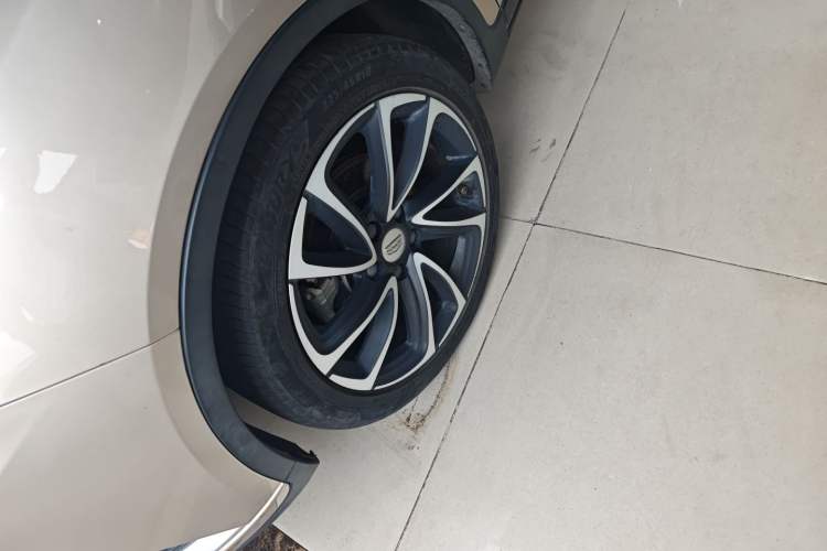 Used Geely Auto Emgrand GS 2016 Elegant Edition 1.3T Automatic ZhenShang Model Exterior 4