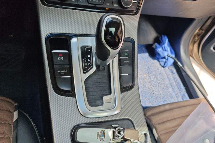 Used Geely Auto Emgrand GS 2016 Elegant Edition 1.8L Automatic LingShang Model Gear Lever