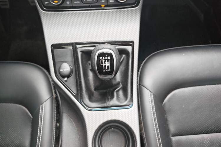 Used Geely Auto Emgrand GS 2016 Sport Edition 1.3T Manual LingShang Model Gear Lever
