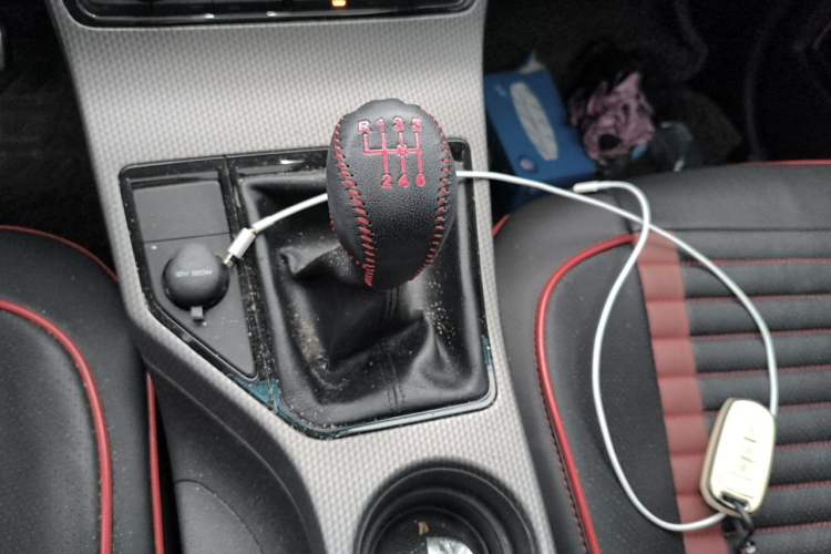 Used Geely Auto Emgrand GS 2016 Sports Edition 1.8L Manual LingShang Model Gear Lever