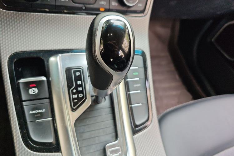 Used Geely Auto Emgrand GS 2016 Sport Edition 1.8L Automatic LingShang Model Gear Lever