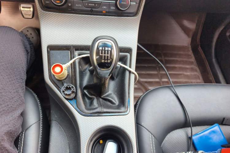 Used Geely Auto Emgrand GS 2016 Sport Edition 1.3T Manual LingShang Model Gear Lever