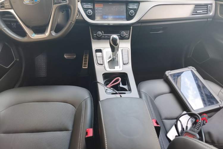 Used Geely Auto Emgrand GS 2016 Sport Edition 1.8L Automatic LingShang Model Gear Lever