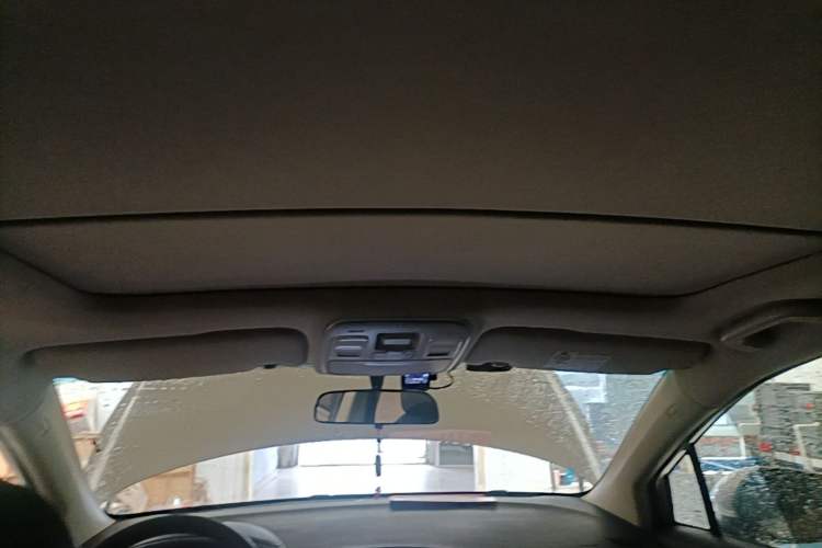 Used Geely Auto Emgrand GS 2016 Elegant Edition 1.3T Automatic ZhenShang Model Headliner
