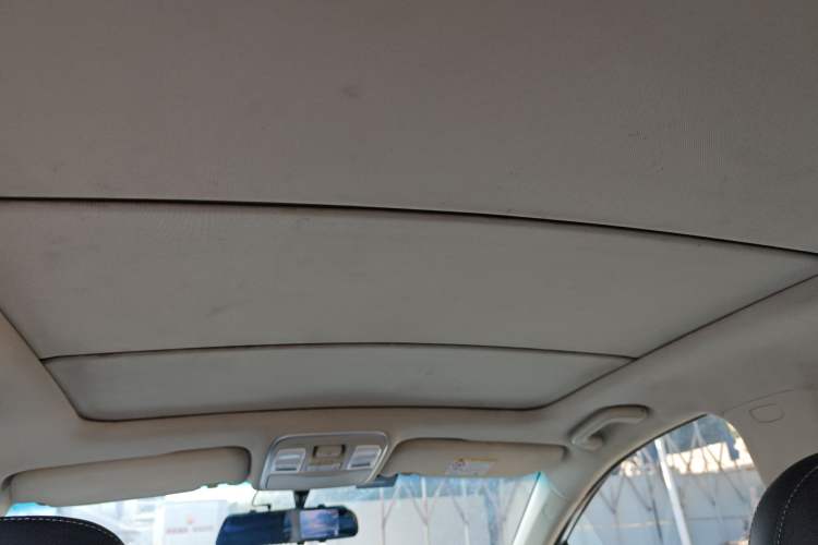 Used Geely Auto Emgrand GS 2016 Sport Edition 1.3T Manual LingShang Model Headliner