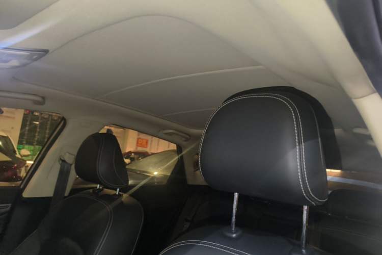Used Geely Auto Emgrand GS 2016 Sport Edition 1.3T Automatic LingShang Model Headliner