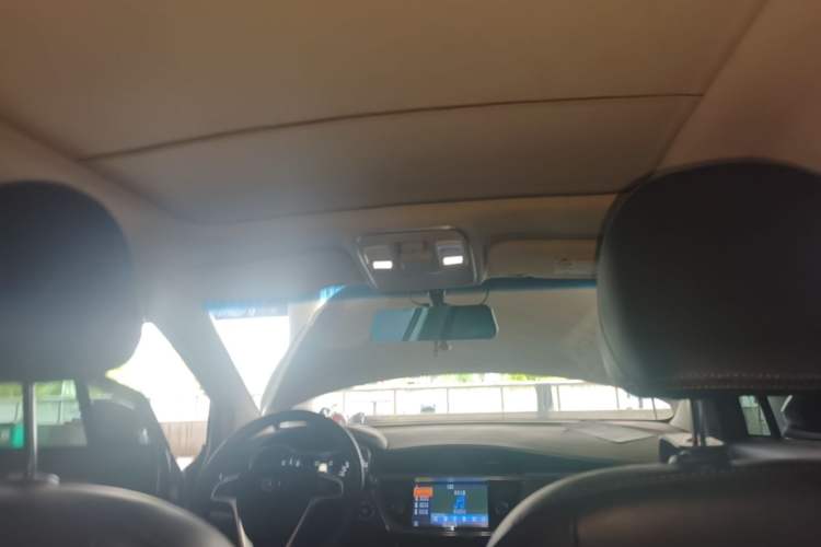 Used Geely Auto Emgrand GS 2016 Elegant Edition 1.3T Automatic ZhenShang Model Headliner