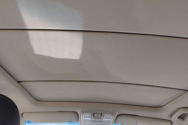 Used Geely Auto Emgrand GS 2016 Elegant Edition 1.8L Manual LingShang Model Headliner