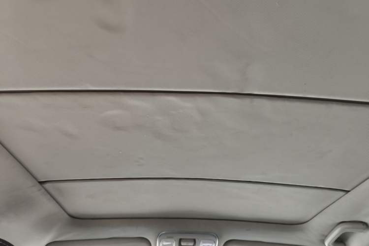 Used Geely Auto Emgrand GS 2016 Elegant Edition 1.3T Manual LingShang Model Headliner