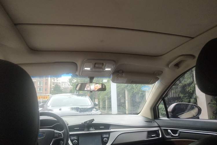 Used Geely Auto Emgrand GS 2016 Sport Edition 1.3T Automatic ZhenShang Model Headliner