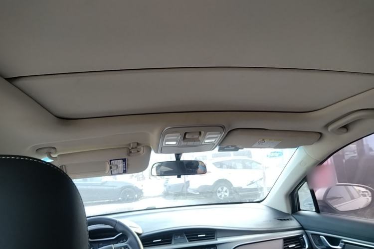 Used Geely Auto Emgrand GS 2016 Sport Edition 1.3T Automatic LingShang Model Headliner