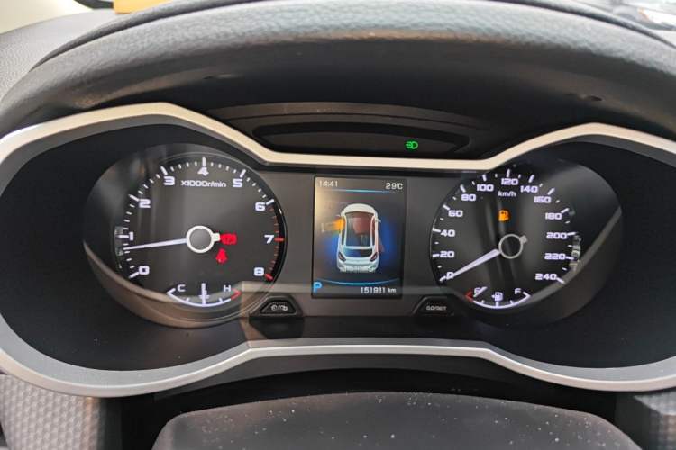 Used Geely Auto Emgrand GS 2016 Elegant Edition 1.3T Automatic LingShang Model Instrument Cluster